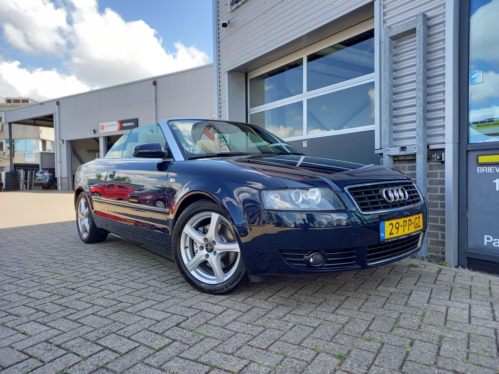 46192436-1.jpg